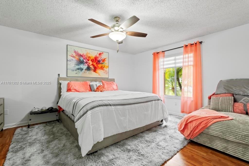 CRESTWOOD UNIT 1 PL 4 - Residential