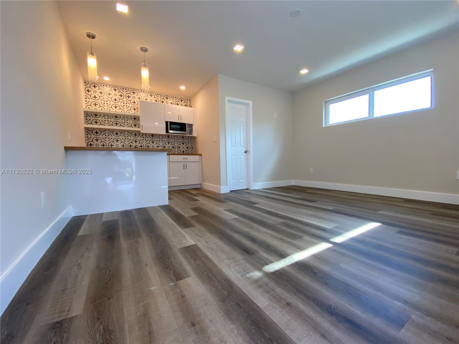 Rental Property at 1170 Nw 58th St 1, Miami, Broward County, Florida - Bathrooms: 1  - $1,500 MO.