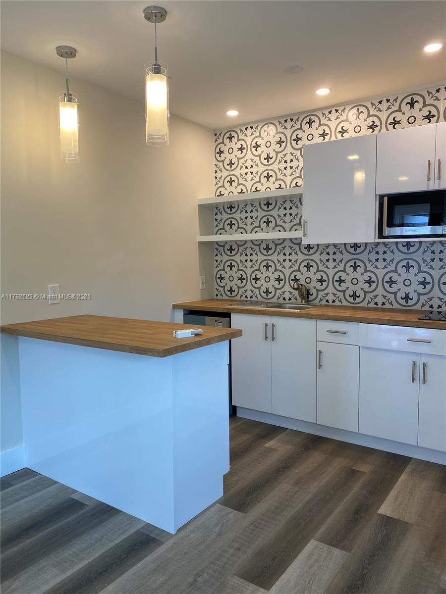 1170 NW 58th St 1