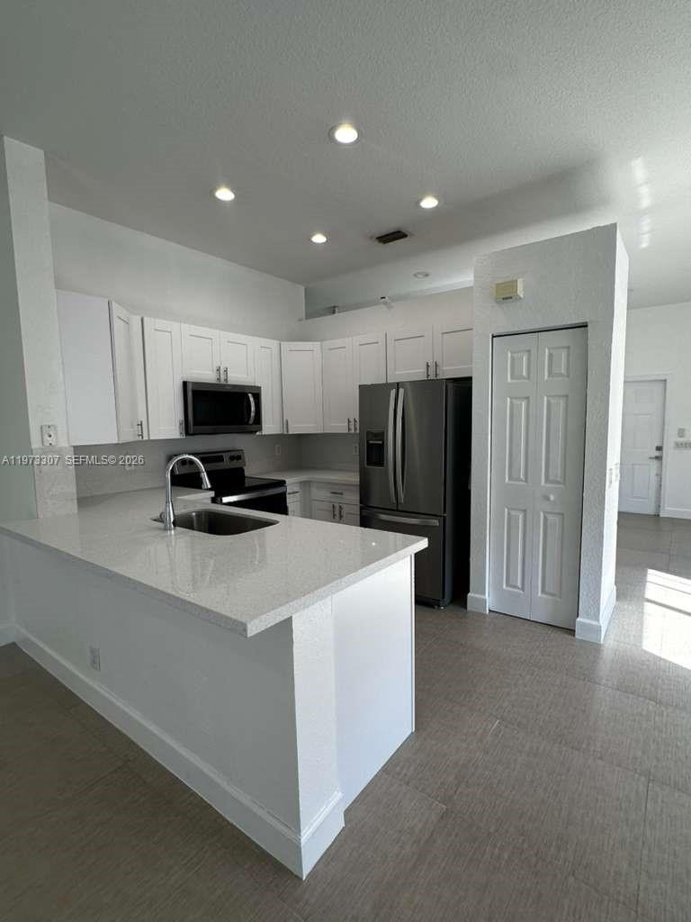SECTOR 2- The Glades - Residential Lease