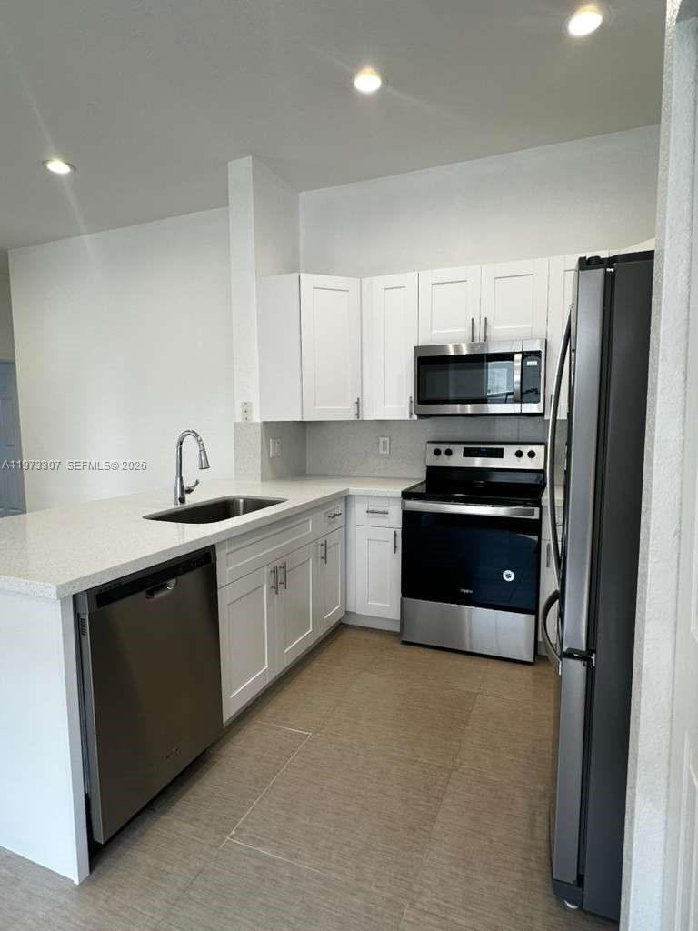 SECTOR 2- The Glades - Residential Lease