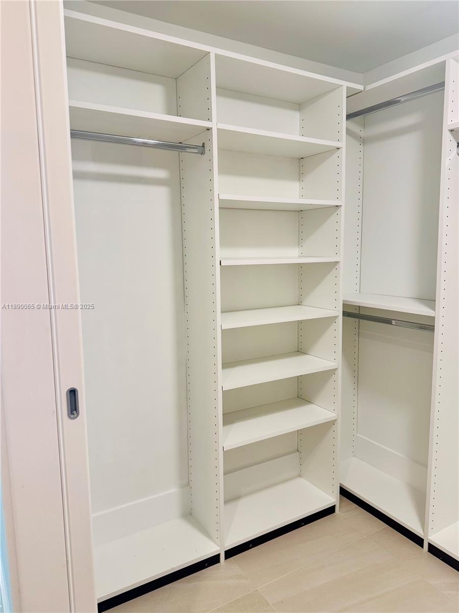 LE JARDIN HOUSE CONDO - Residential