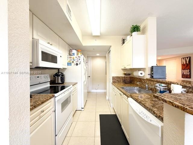 CUTLER LAKES CONDO - Residential