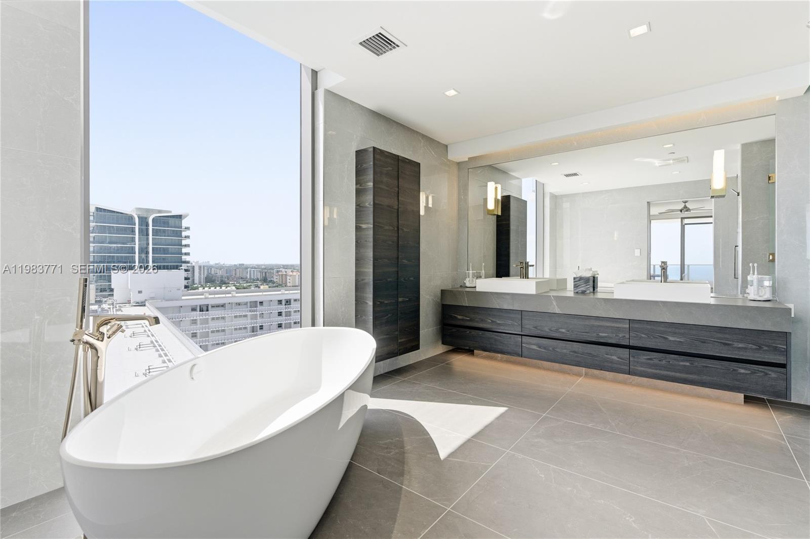 Solemar Pompano Beach - Residential