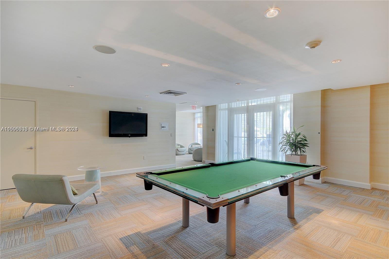 THE PLAZA 851 BRICKELL CO - Residential Lease