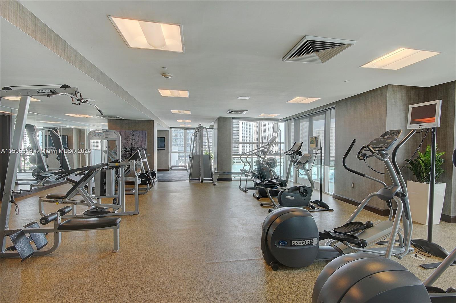 THE PLAZA 851 BRICKELL CO - Residential Lease