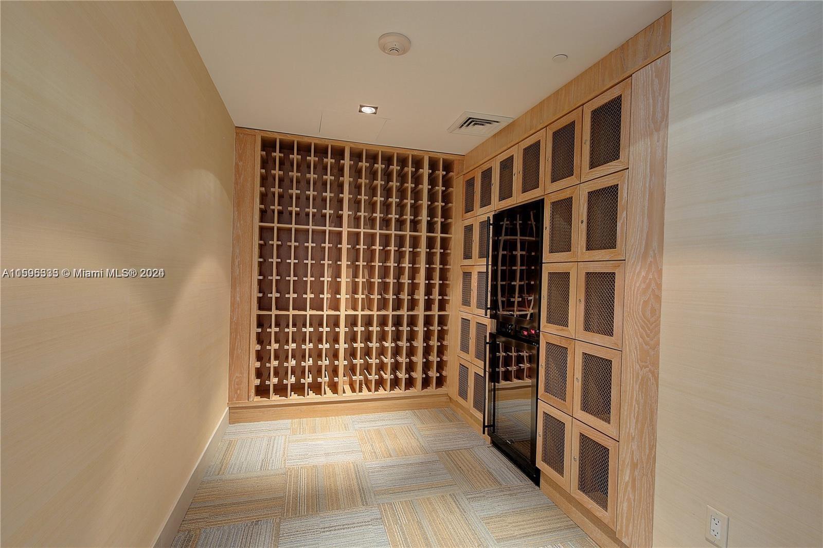 THE PLAZA 851 BRICKELL CO - Residential Lease