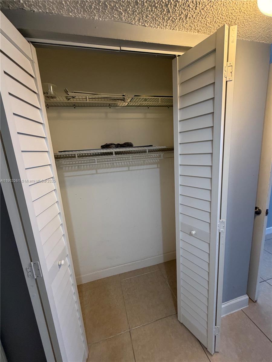 FLAMENCO CONDO - Residential