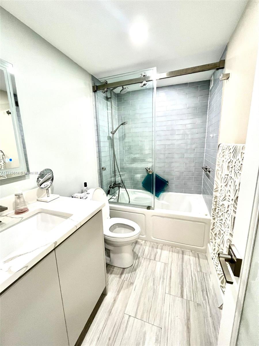 ALEXANDER TOWERS CONDO - Residential Lease