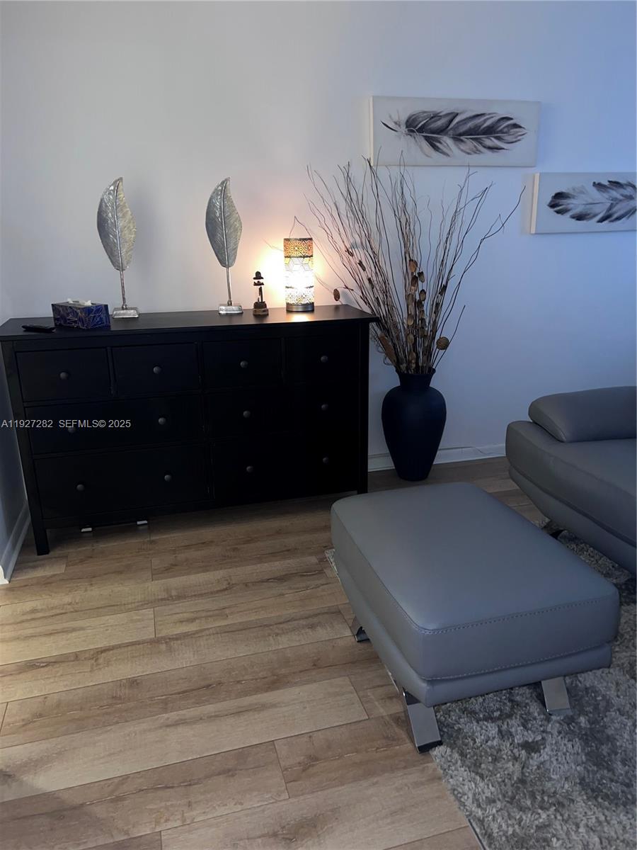 CASTLE APARTMENTS 16 COND - Residential Lease