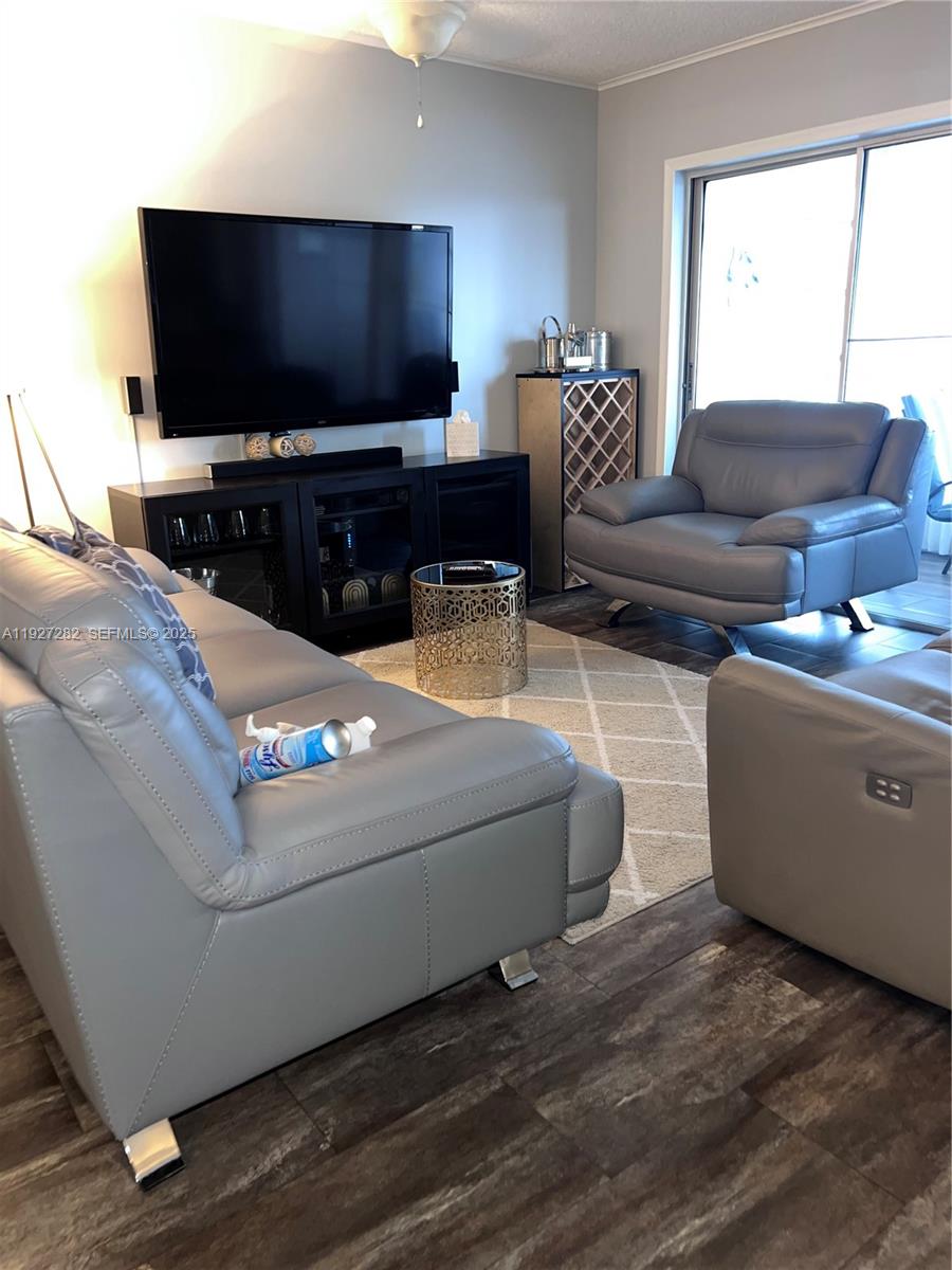 CASTLE APARTMENTS 16 COND - Residential Lease