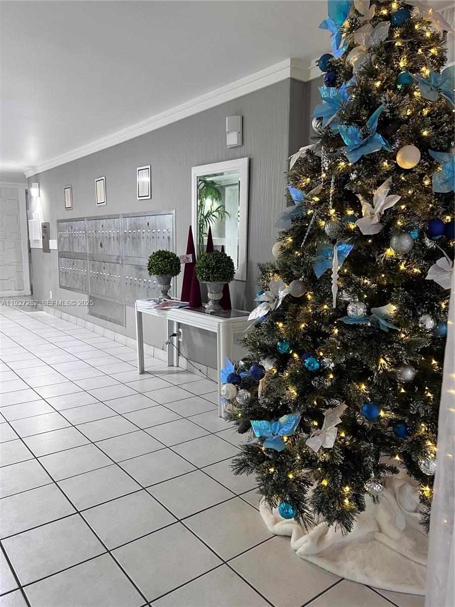 CASTLE APARTMENTS 16 COND - Residential Lease