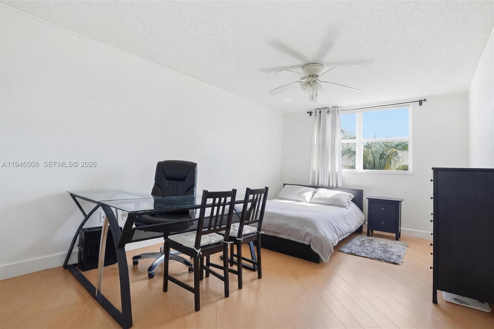 LAS VISTAS AT DORAL CONDO - Residential