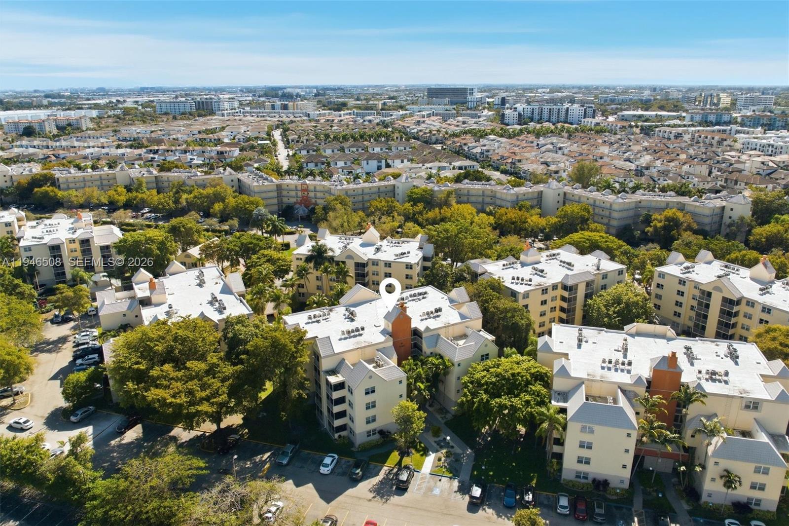 LAS VISTAS AT DORAL CONDO - Residential