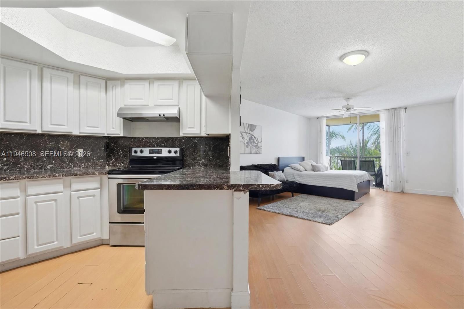 LAS VISTAS AT DORAL CONDO - Residential