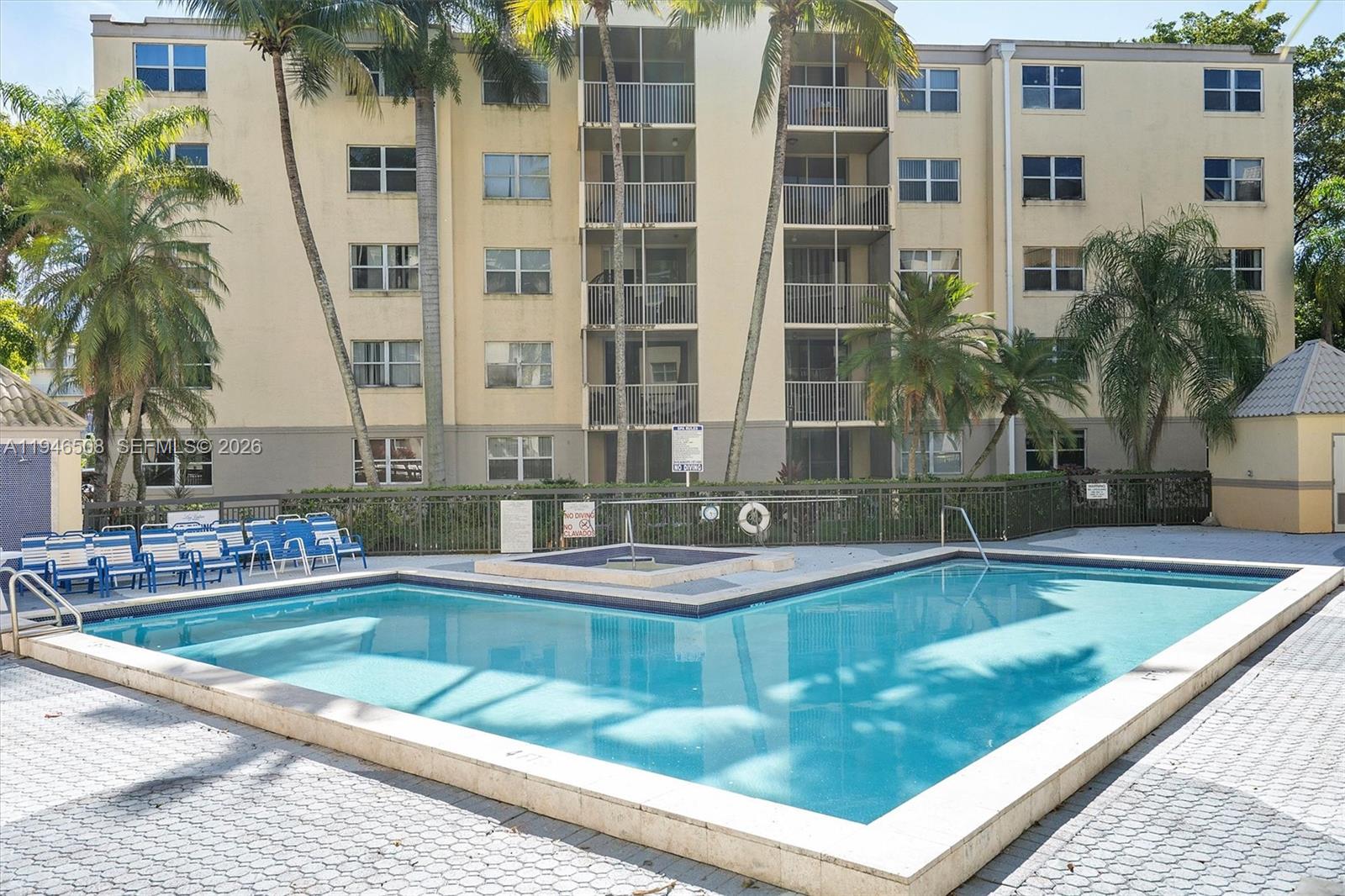 LAS VISTAS AT DORAL CONDO - Residential