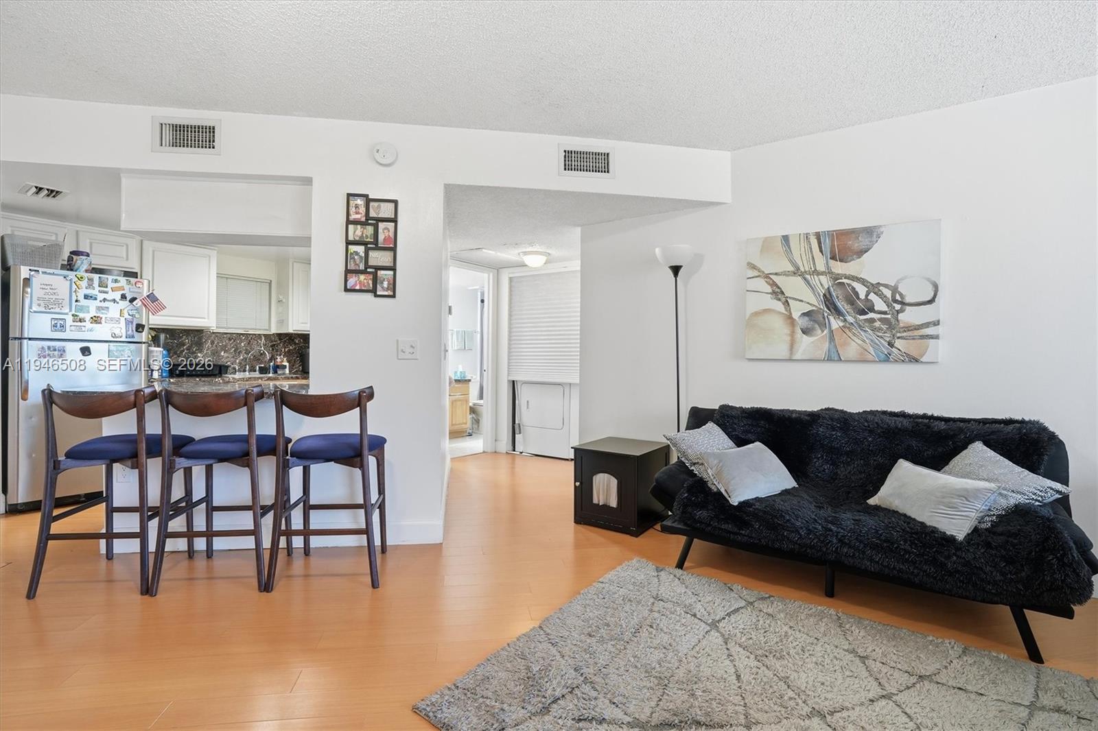 LAS VISTAS AT DORAL CONDO - Residential