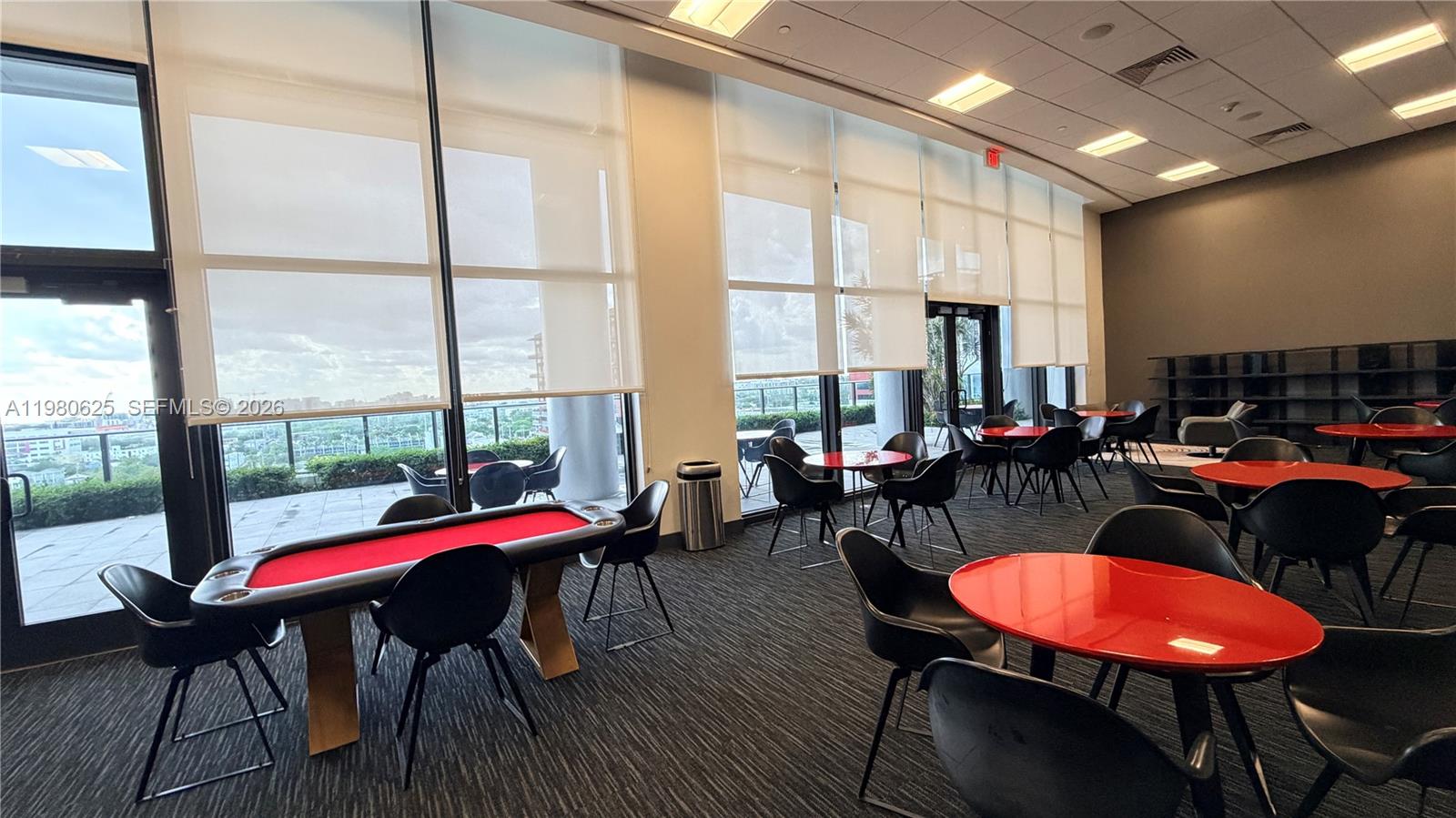 CANVAS CONDO - Residential