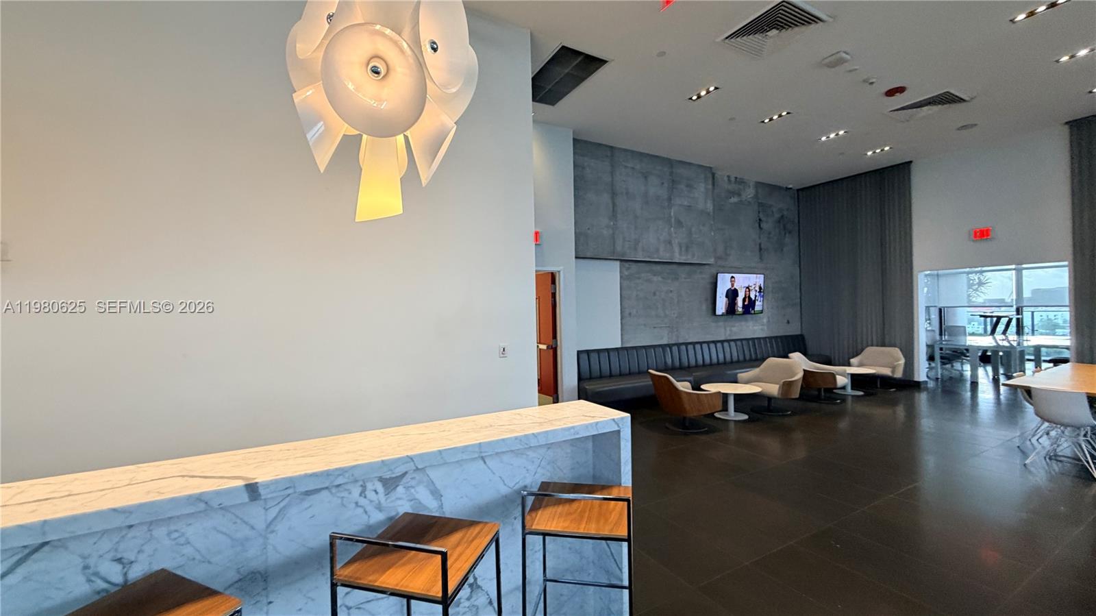 CANVAS CONDO - Residential