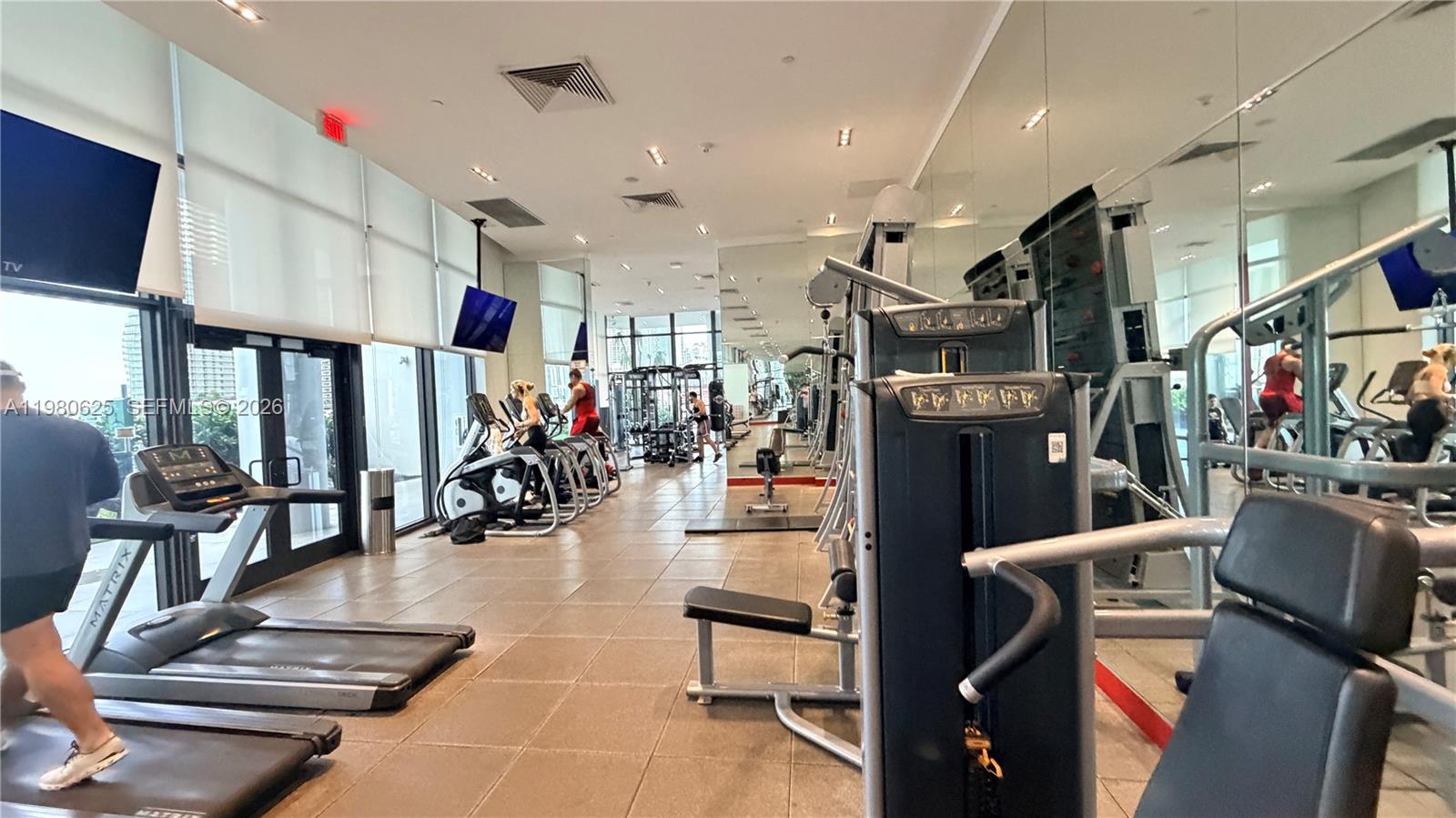 CANVAS CONDO - Residential