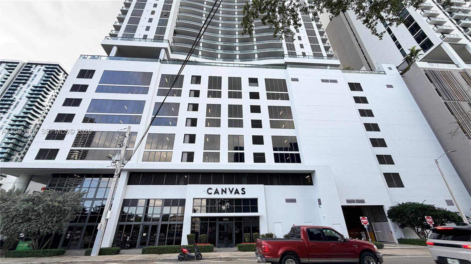 CANVAS CONDO - Residential