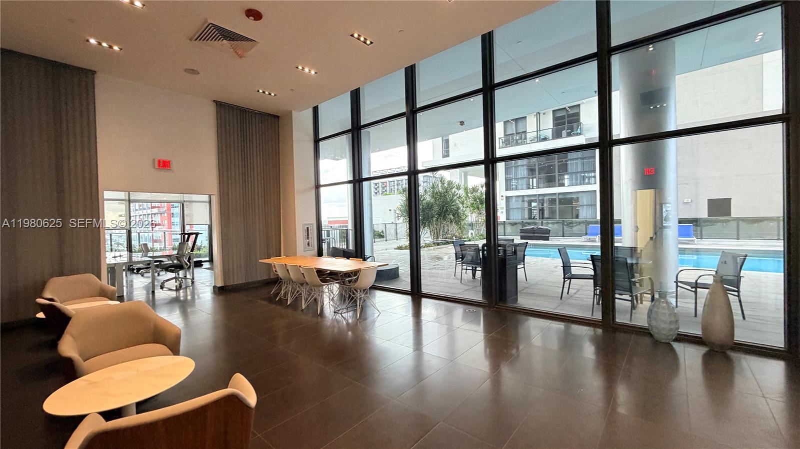 CANVAS CONDO - Residential