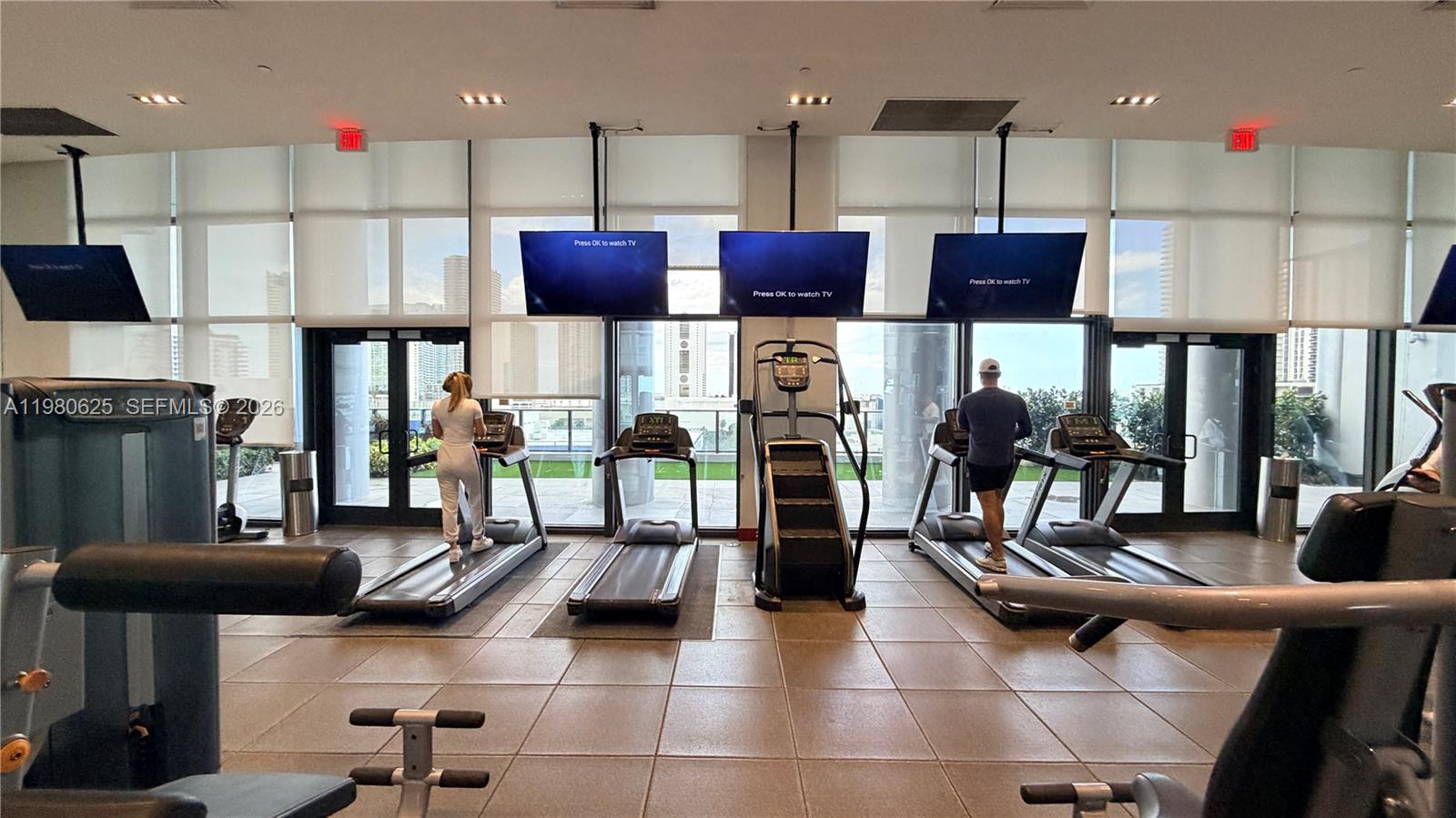 CANVAS CONDO - Residential