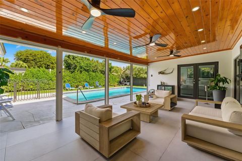 Tiny photo for 8625 SW 147th St, Palmetto Bay, FL 33158 (MLS # A12007210)