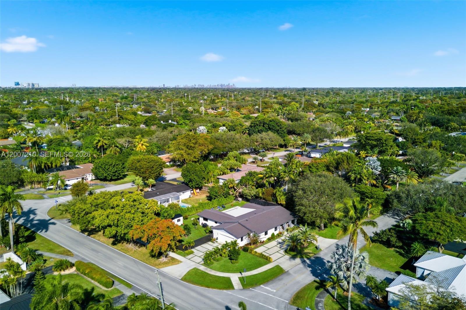 COUNTRY CLUB GROVE PT 4 - Residential