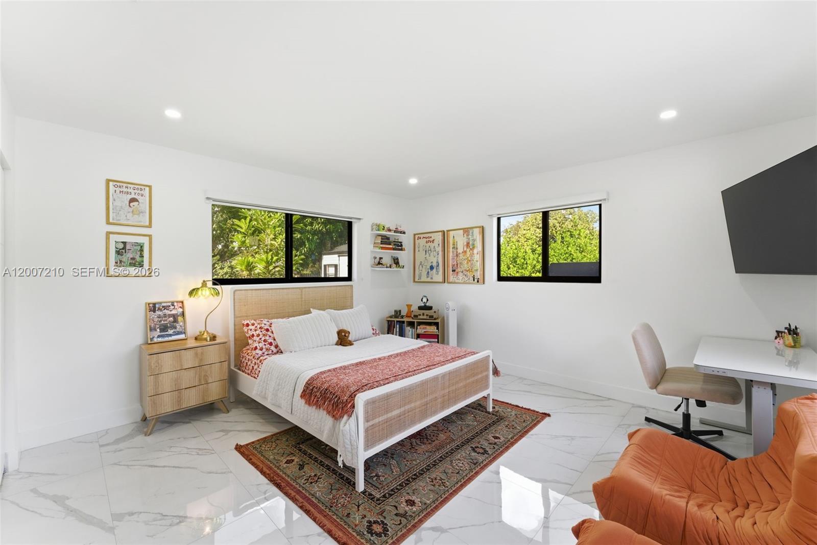 COUNTRY CLUB GROVE PT 4 - Residential