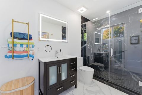 Tiny photo for 8625 SW 147th St, Palmetto Bay, FL 33158 (MLS # A12007210)