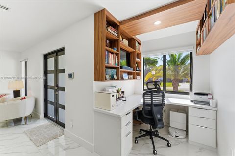 Tiny photo for 8625 SW 147th St, Palmetto Bay, FL 33158 (MLS # A12007210)