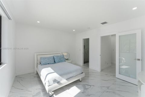 Tiny photo for 8625 SW 147th St, Palmetto Bay, FL 33158 (MLS # A12007210)