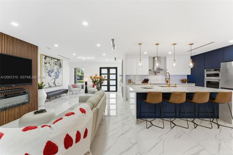 Tiny photo for 8625 SW 147th St, Palmetto Bay, FL 33158 (MLS # A12007210)