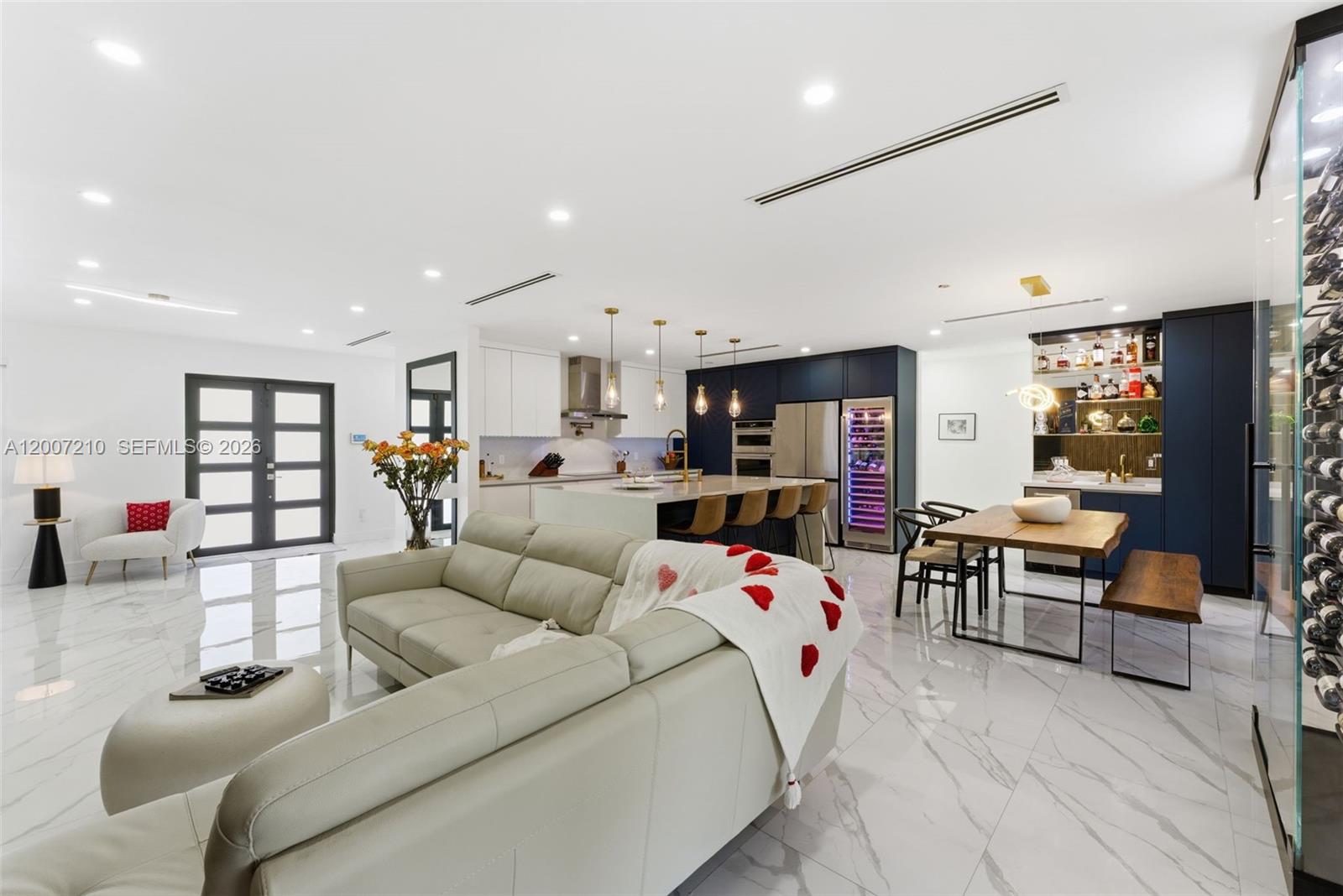 COUNTRY CLUB GROVE PT 4 - Residential