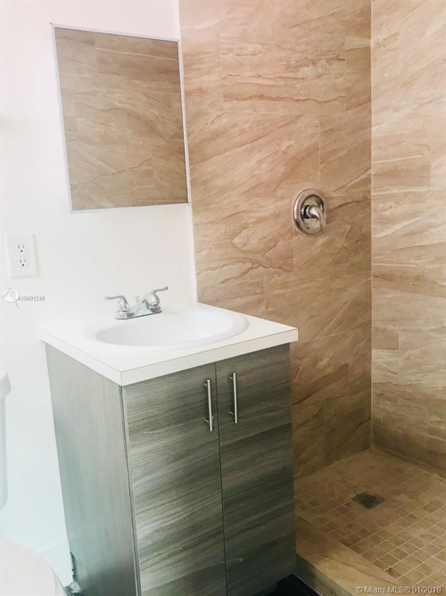 MIAMI NORTH - Residential Lease