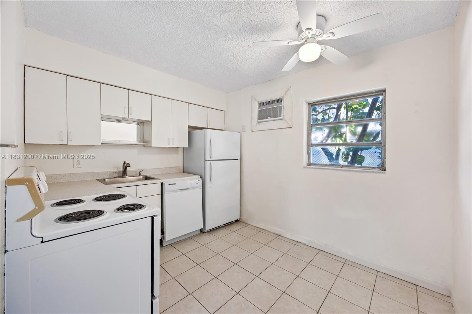 CROISSANT PARK DIXIE CUT- - Residential Lease