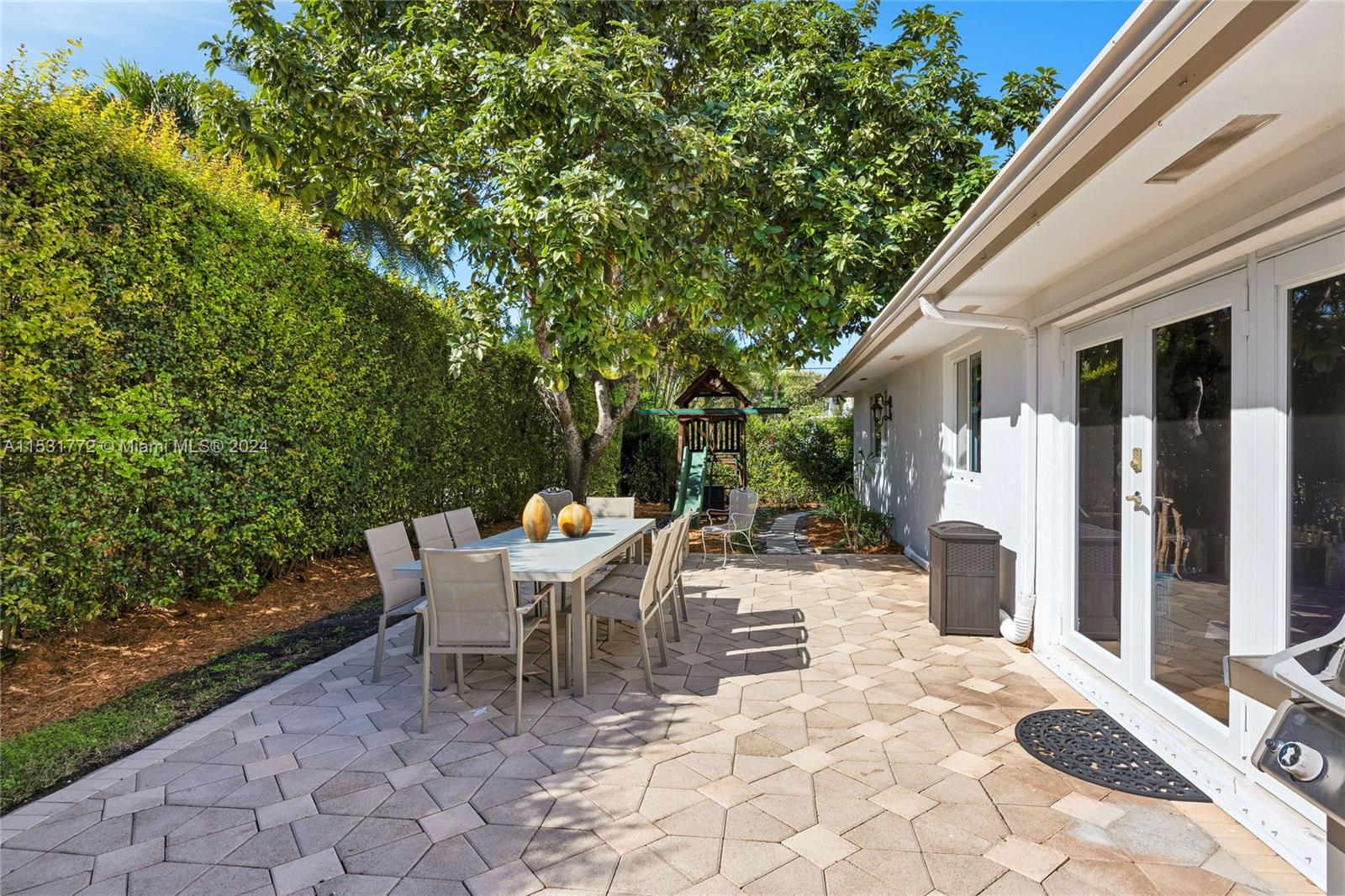 CAMBRIDGE LAWNS PARK - Residential