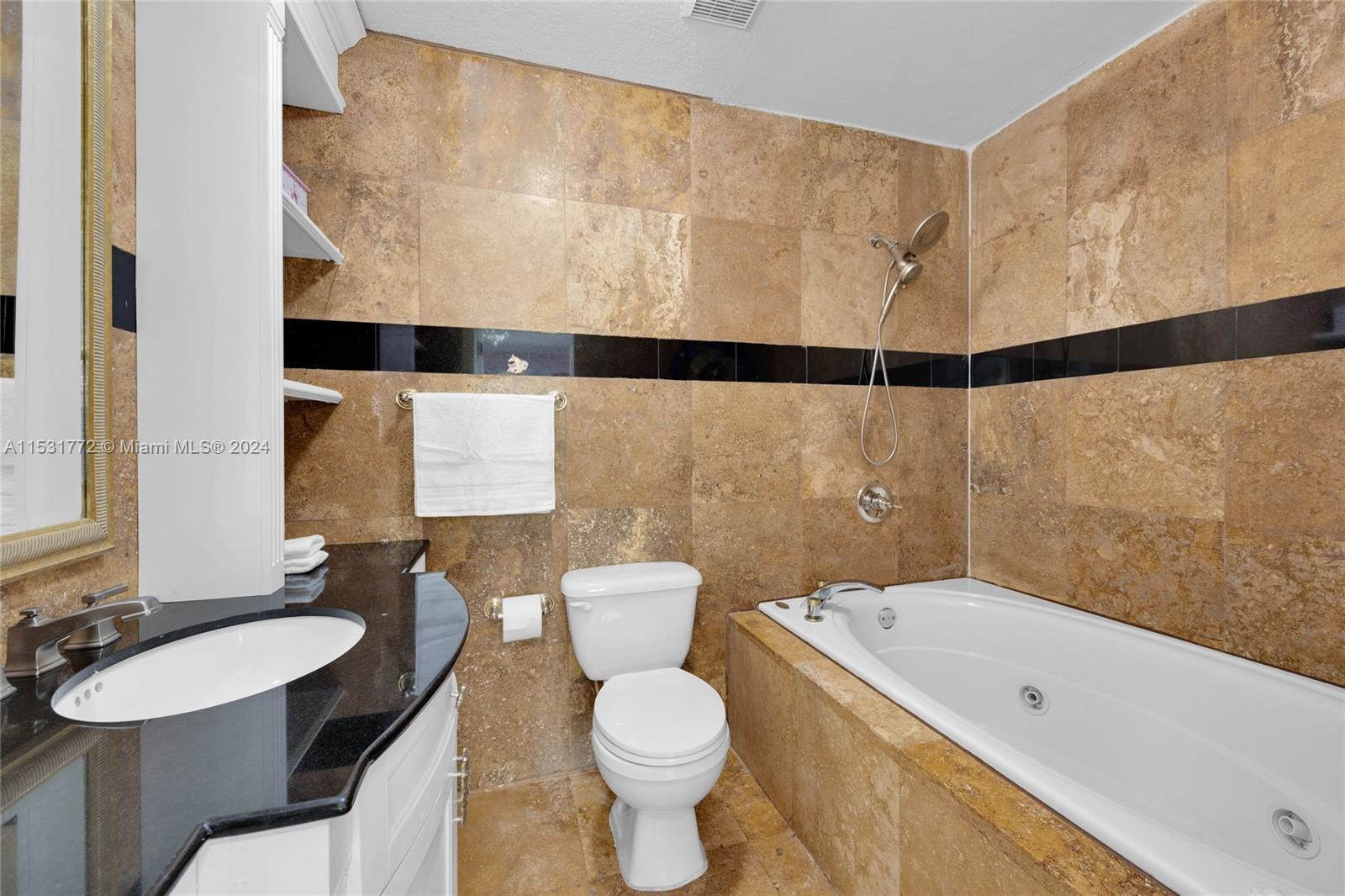 CAMBRIDGE LAWNS PARK - Residential