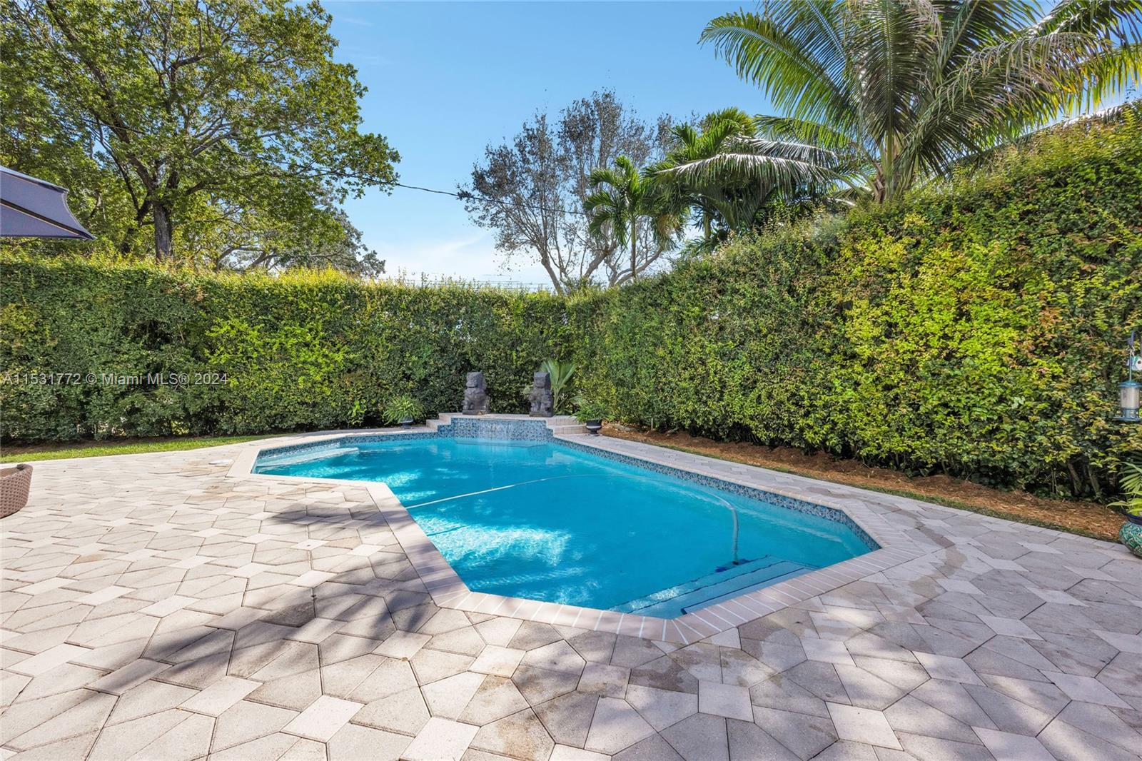 CAMBRIDGE LAWNS PARK - Residential