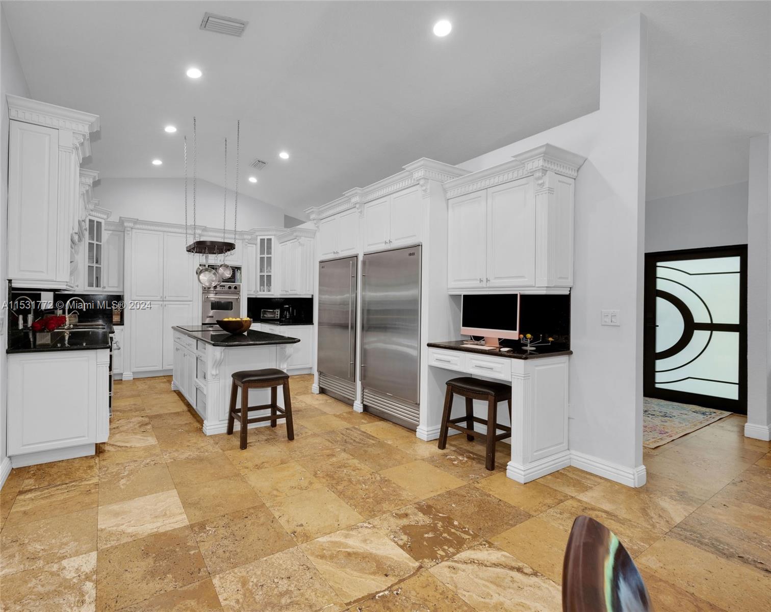 CAMBRIDGE LAWNS PARK - Residential