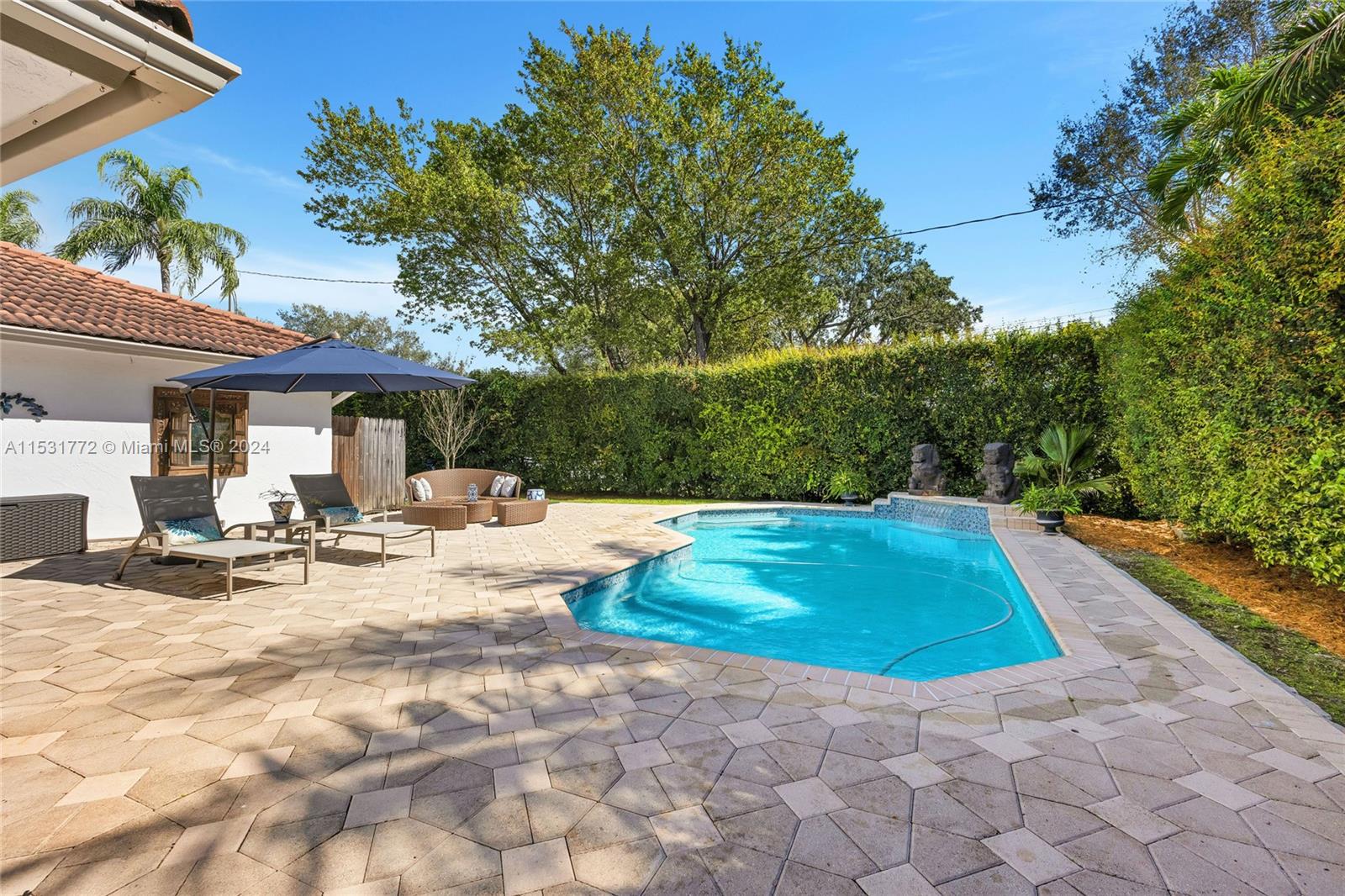 CAMBRIDGE LAWNS PARK - Residential