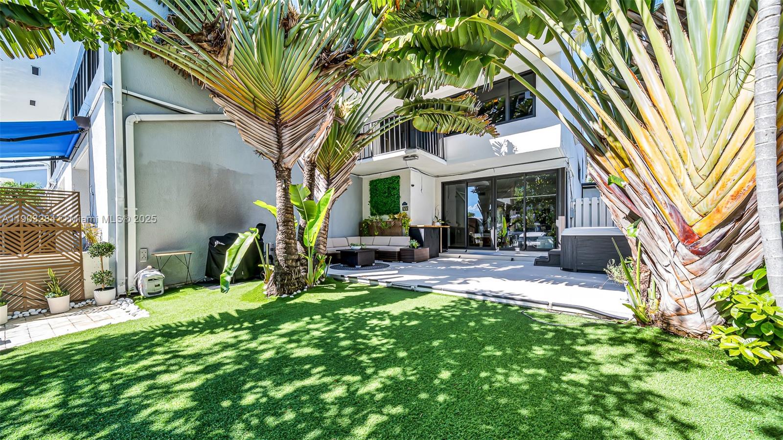 POINCIANA IS YT & RCQ CLU - Residential