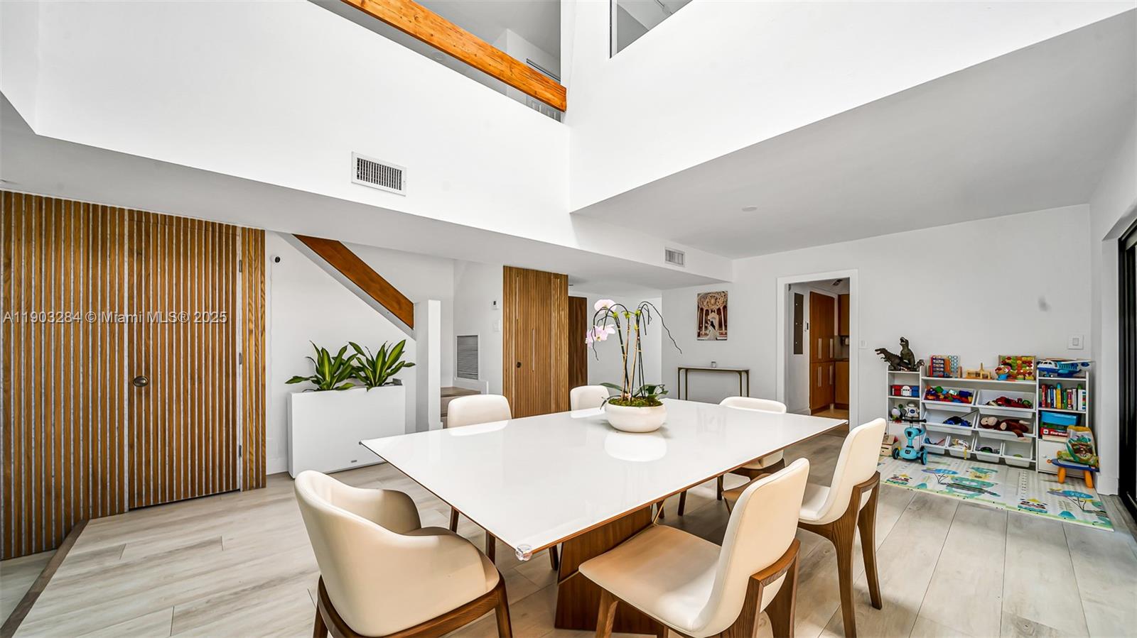 POINCIANA IS YT & RCQ CLU - Residential