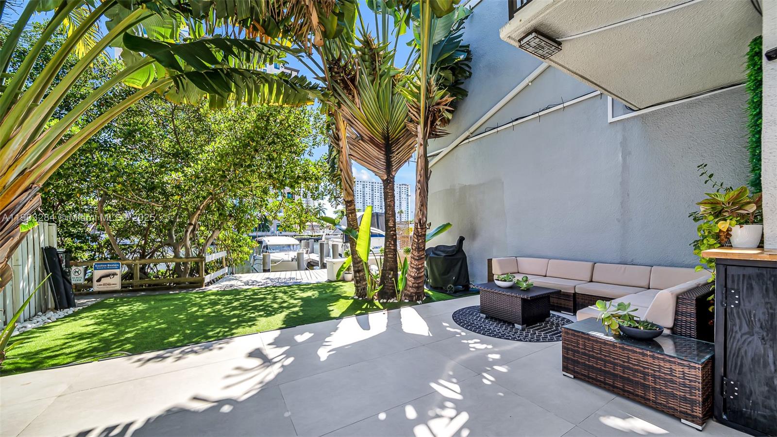 View photos, virtual tours, details... 300 Poinciana Dr 702