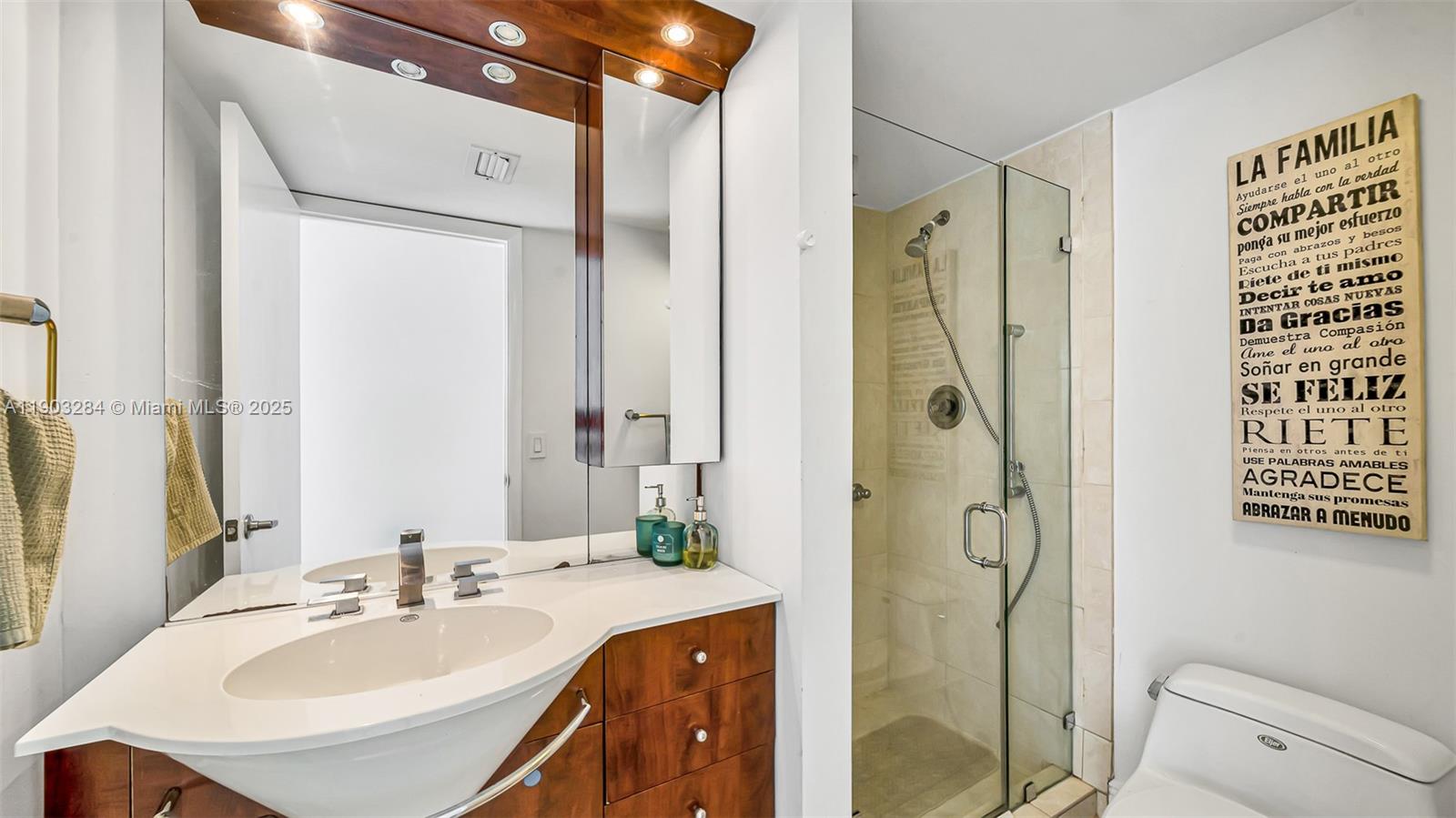 POINCIANA IS YT & RCQ CLU - Residential