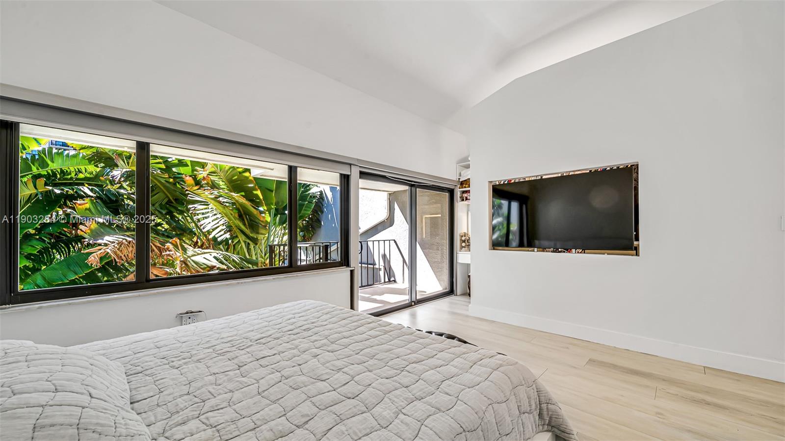 POINCIANA IS YT & RCQ CLU - Residential