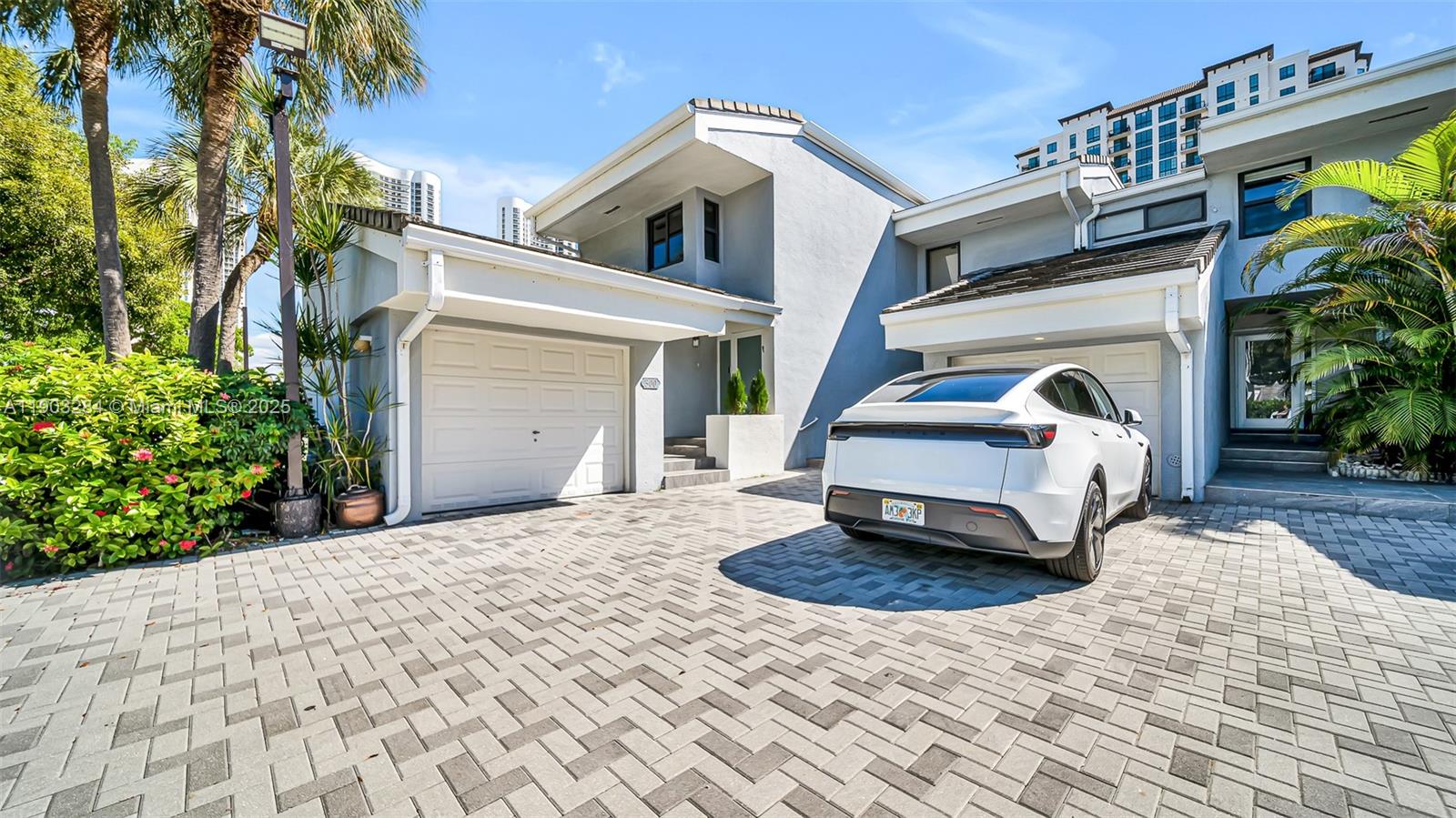 POINCIANA IS YT & RCQ CLU - Residential