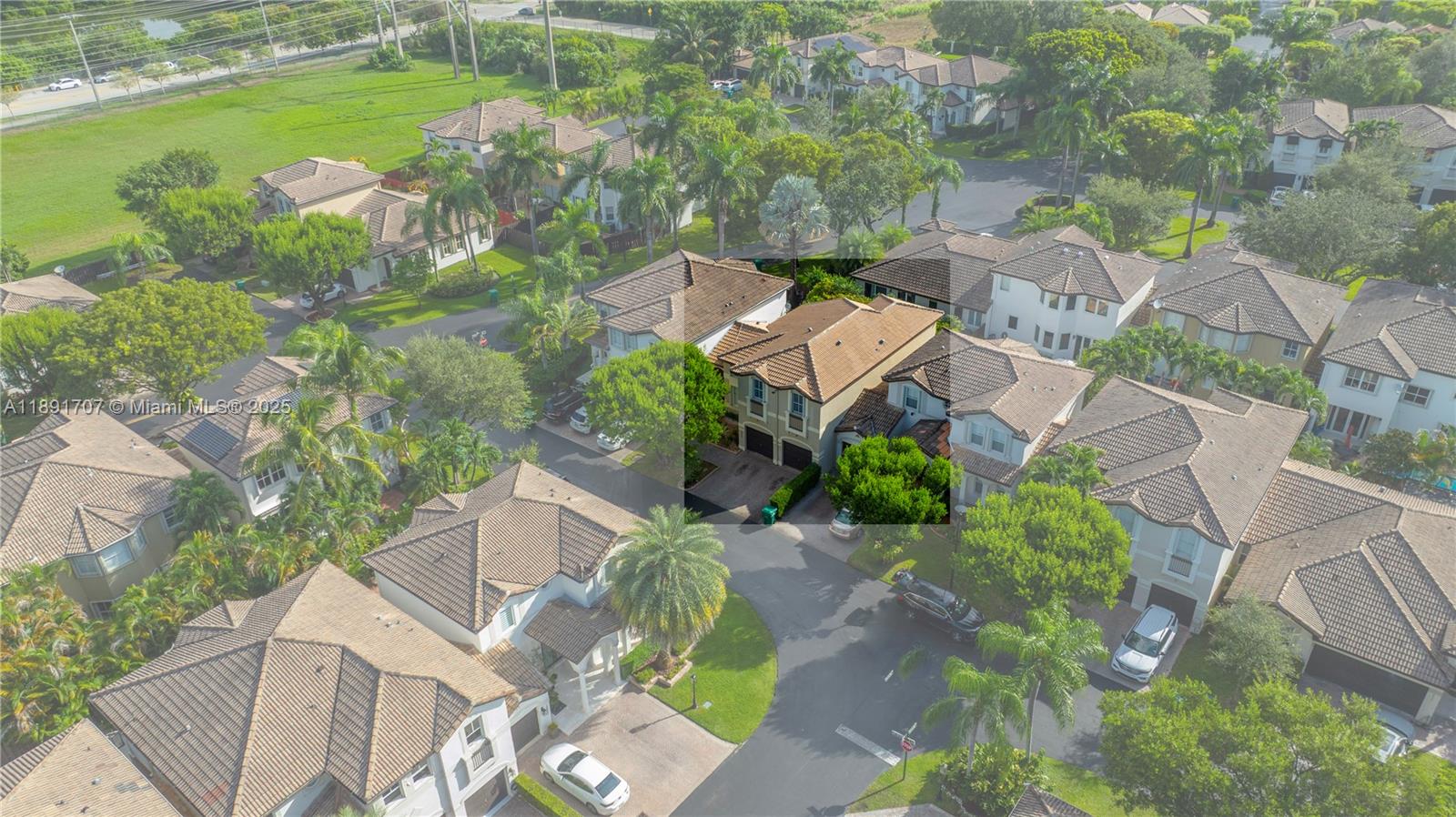 SAVANNAH AT DORAL - Residential