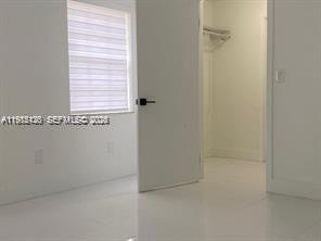 LA HACIENDA COUNTRY CLUB - Residential Lease